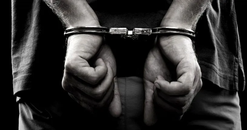 সার কালোবাজারির ঘটনায় বিএডিসি কর্মকর্তাসহ গ্রেপ্তার ৪